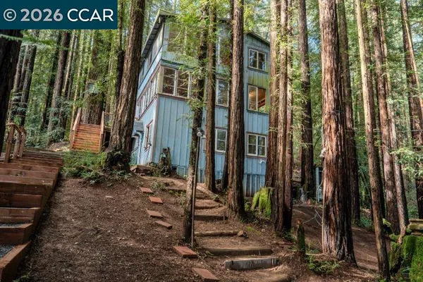 $325,000 | 17850 Santa Rosa Avenue, Guerneville, CA 95446