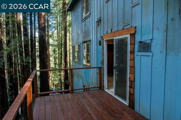 $325,000 | 17850 Santa Rosa Avenue, Guerneville, CA 95446