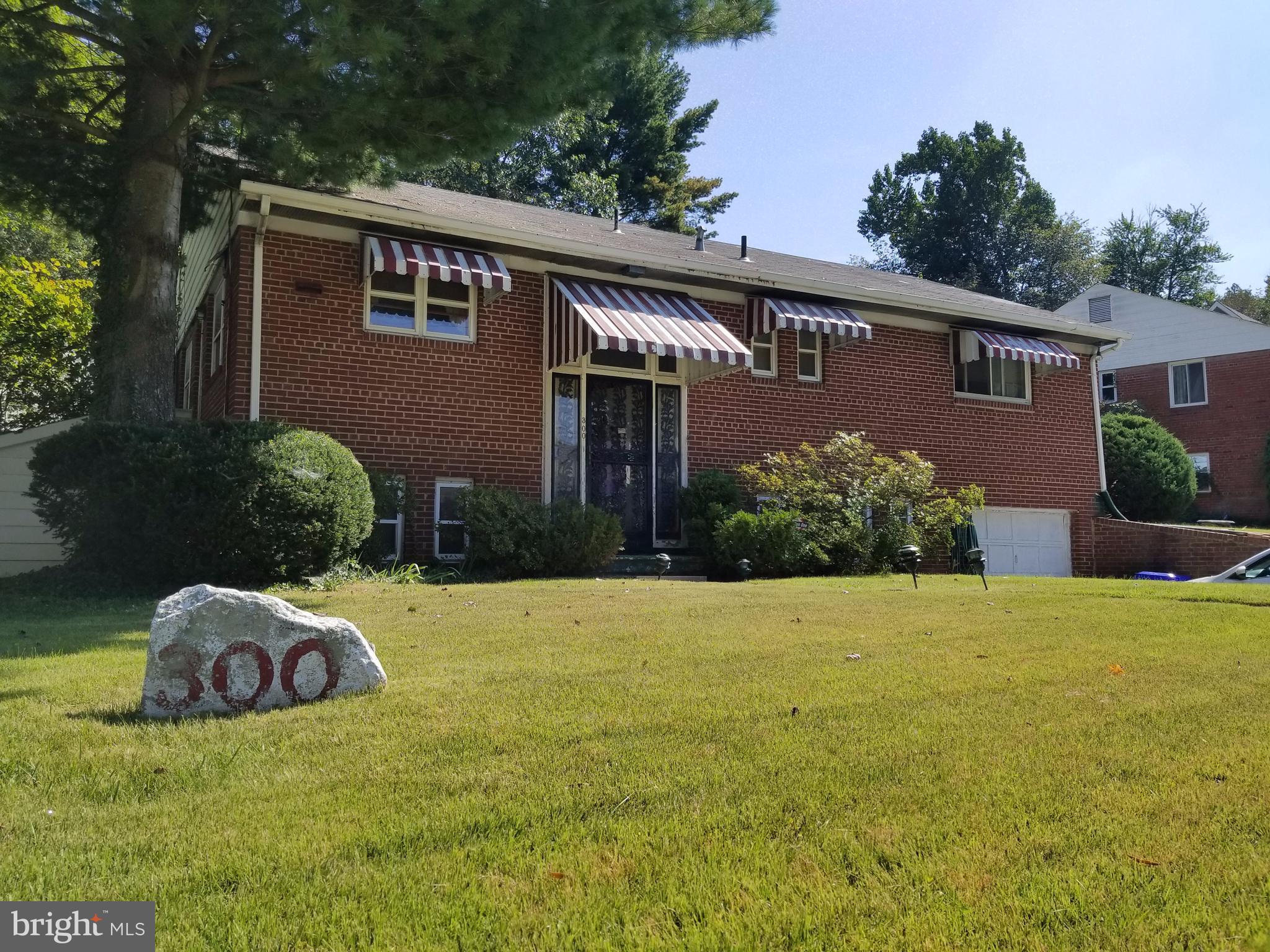300 Mansfield Road Silver Spring, MD 20910 - Photo 2 of 11 Exterior (Front)