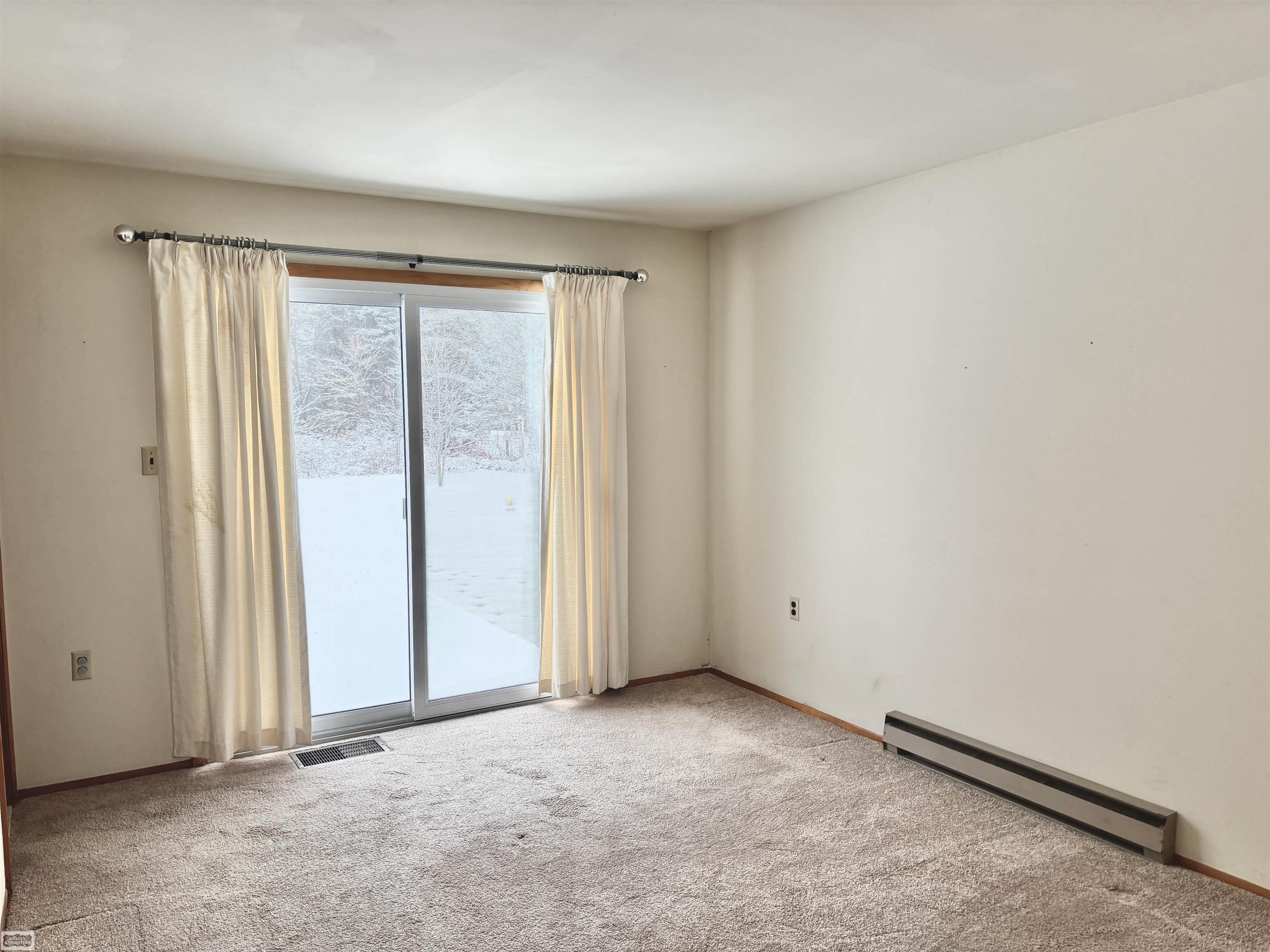 6770 Trumble Road St. Clair, MI 48079 - Photo 26 of 44 50167650-80e93898-fcd1-4cea-a1f7-00038813bd6e.JPG