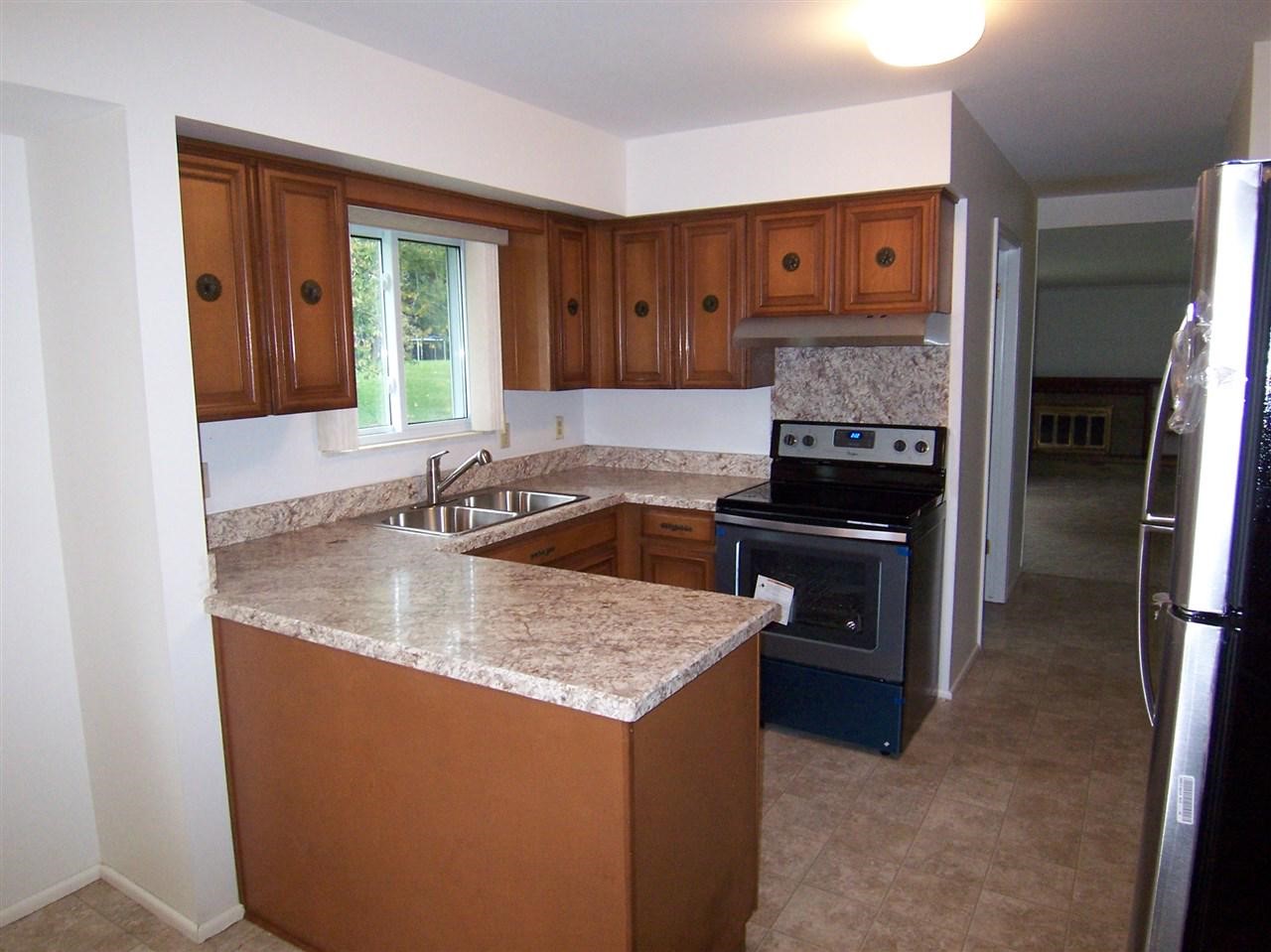 9226 Potter Road Flushing, MI 48433 - Photo 6 of 28 21510917-5.JPG
