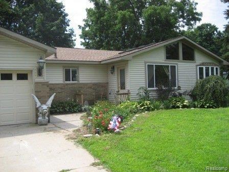 Angled view of Home