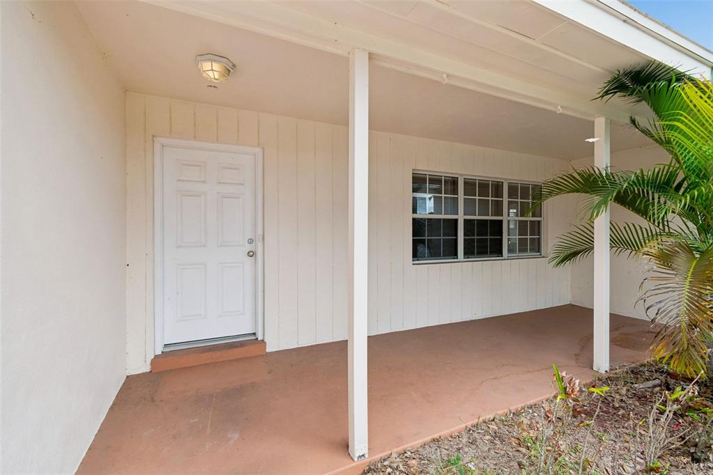 9931 110th Street Seminole, FL 33772 - Photo 7 of 52