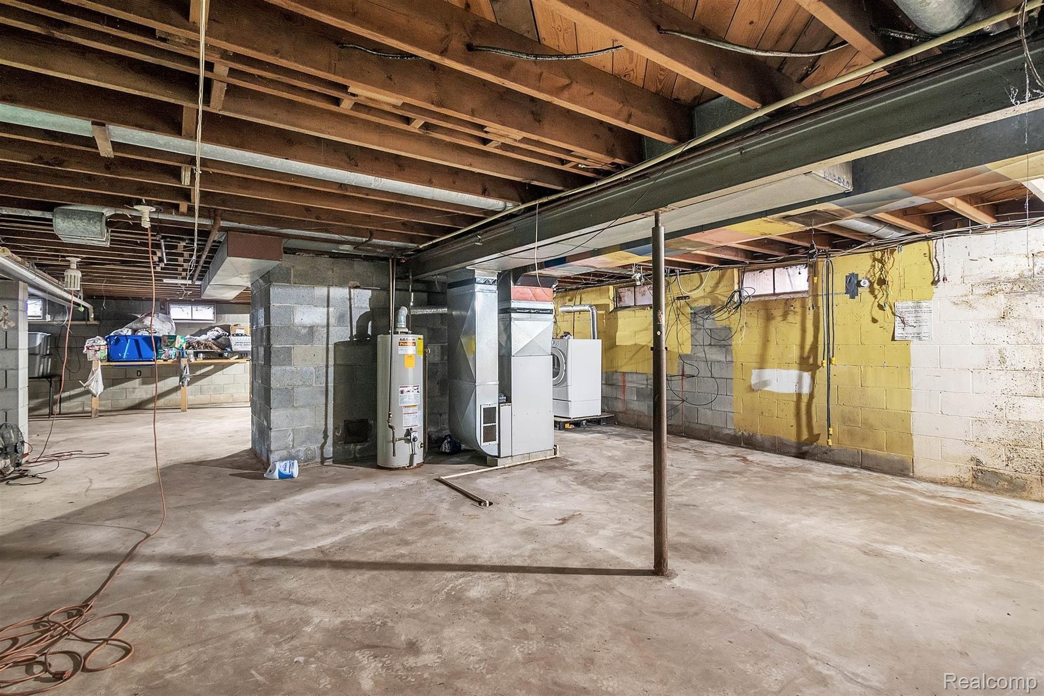 125 Nadeau Road Monroe, MI 48162 - Photo 32 of 40 36-125 Nadeau Rd-WindowStill-Real-Estate-Photography-37.jpg