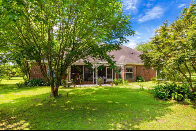 29265 Leiterman Road Elberta, AL 36530 - Photo 19 of 40 Rear Exterior