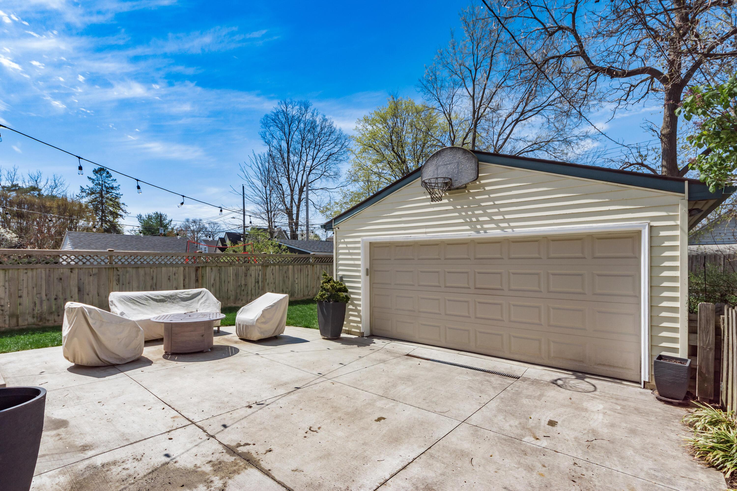 829 Vernon Road Columbus, OH 43209 - Photo 31 of 40 M_829_Vernon089-2