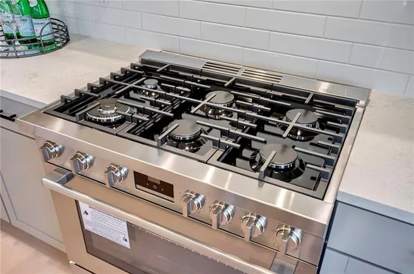 a close view of stove top oven