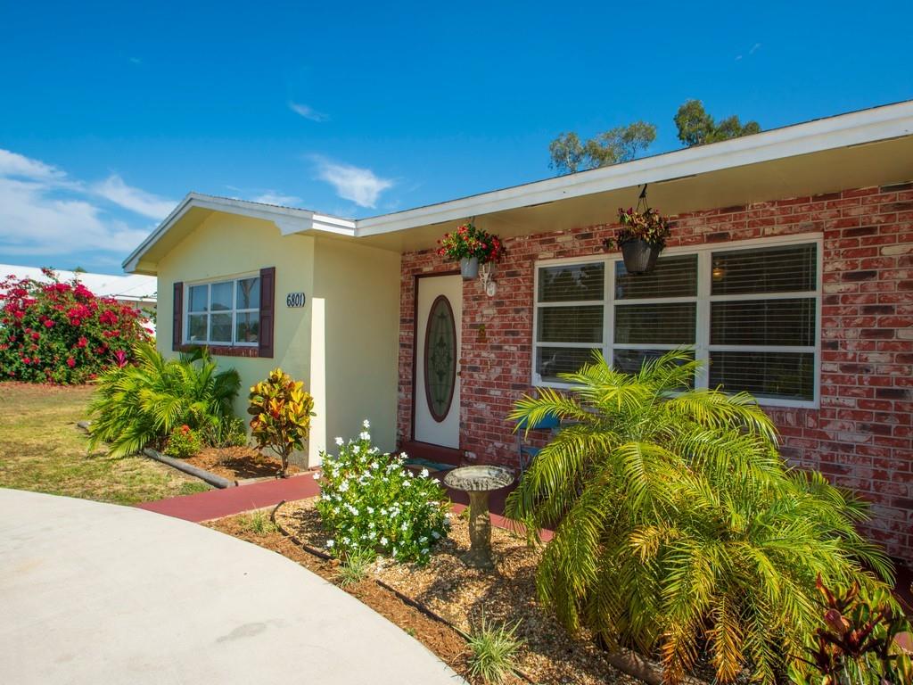 6801 Donlon Road Fort Pierce, FL 34951 - Photo 2 of 34