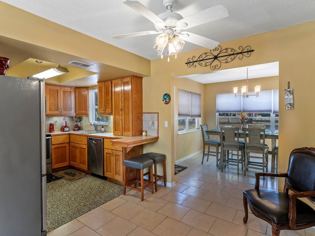 6801 Donlon Road Fort Pierce, FL 34951 - Photo 12 of 34