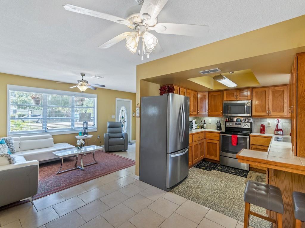 6801 Donlon Road Fort Pierce, FL 34951 - Photo 15 of 34