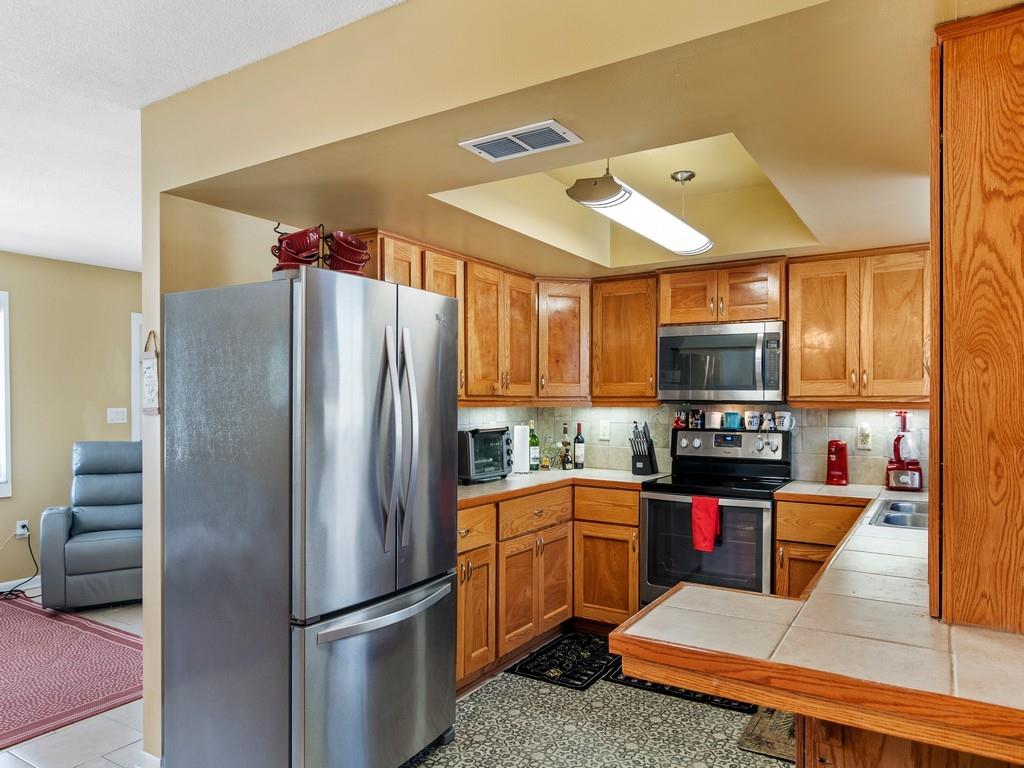6801 Donlon Road Fort Pierce, FL 34951 - Photo 5 of 34