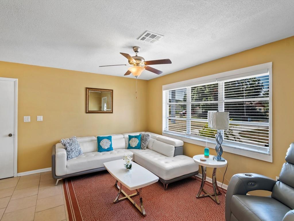 6801 Donlon Road Fort Pierce, FL 34951 - Photo 9 of 34