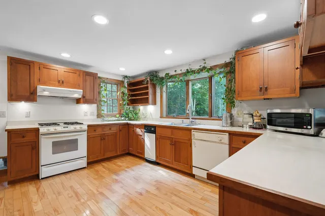 $650,000 | 146 Cold Brook Road, Freedom, NH 03836