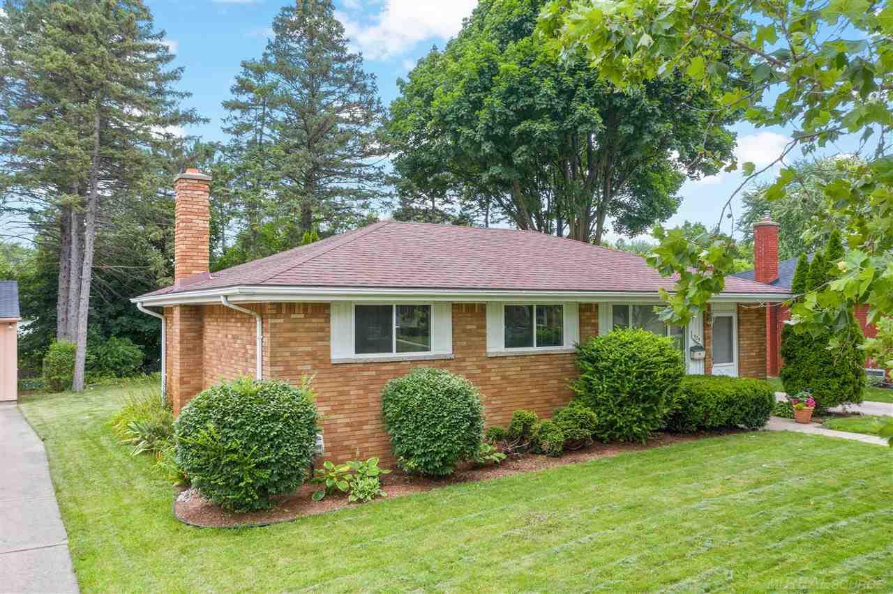 525 Meadow Lane Rochester, MI 48307 - Photo 2 of 33 Gallery Image 2