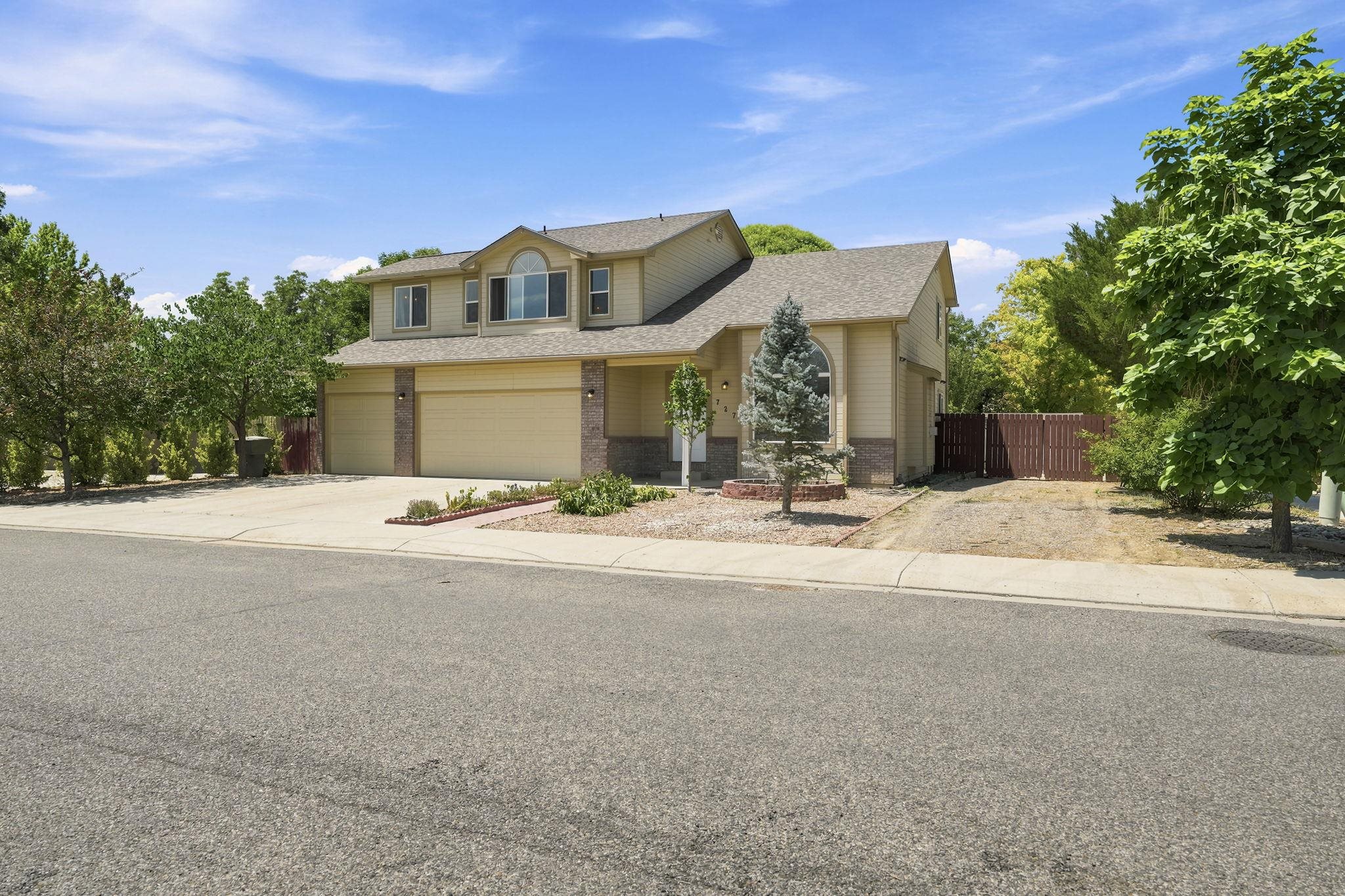 727-24 G 3/4 Road Grand Junction, CO 81505 - Photo 4 of 42