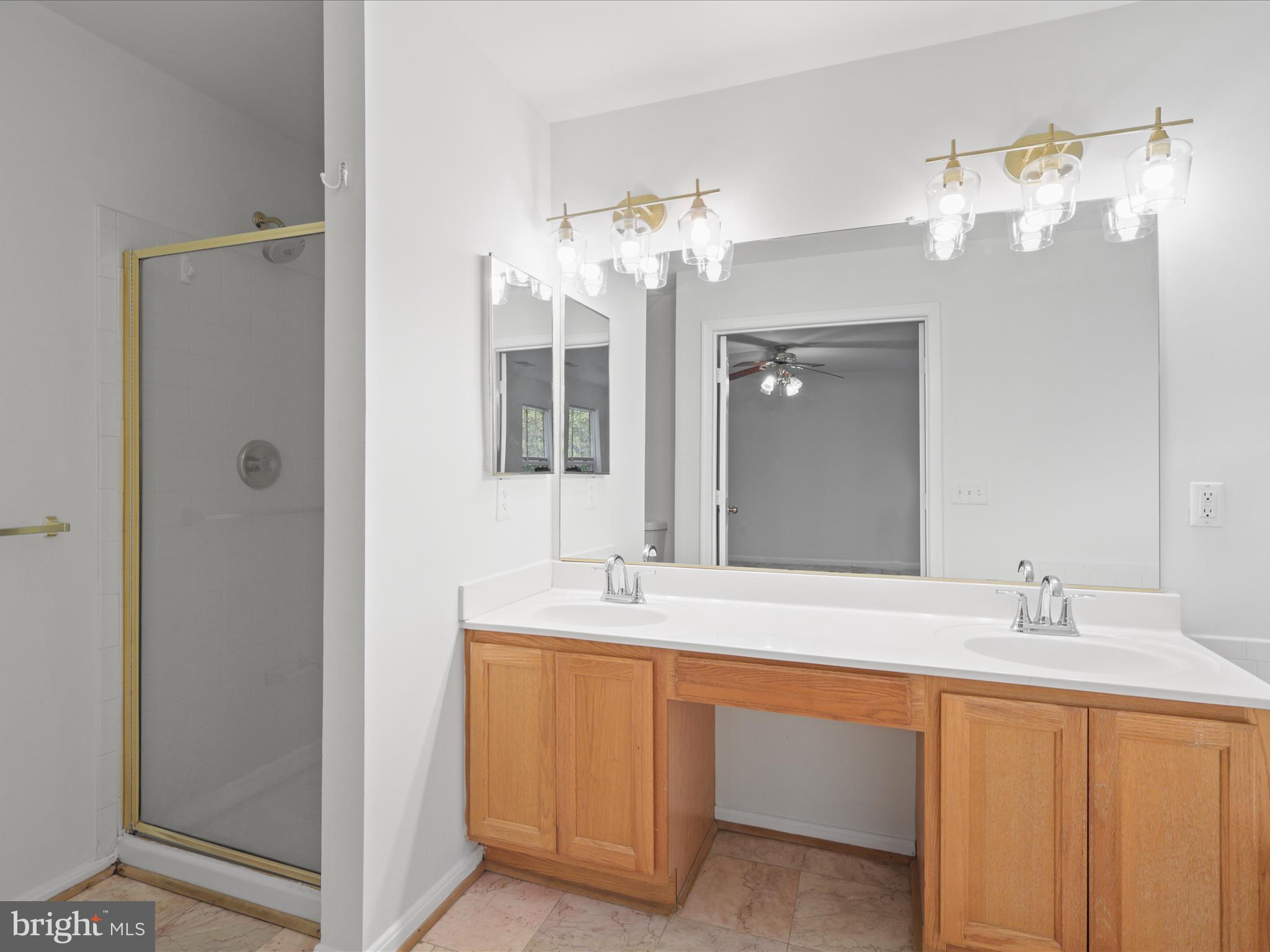 7700 Shadowcreek Terrace Springfield, VA 22153 - Photo 27 of 44