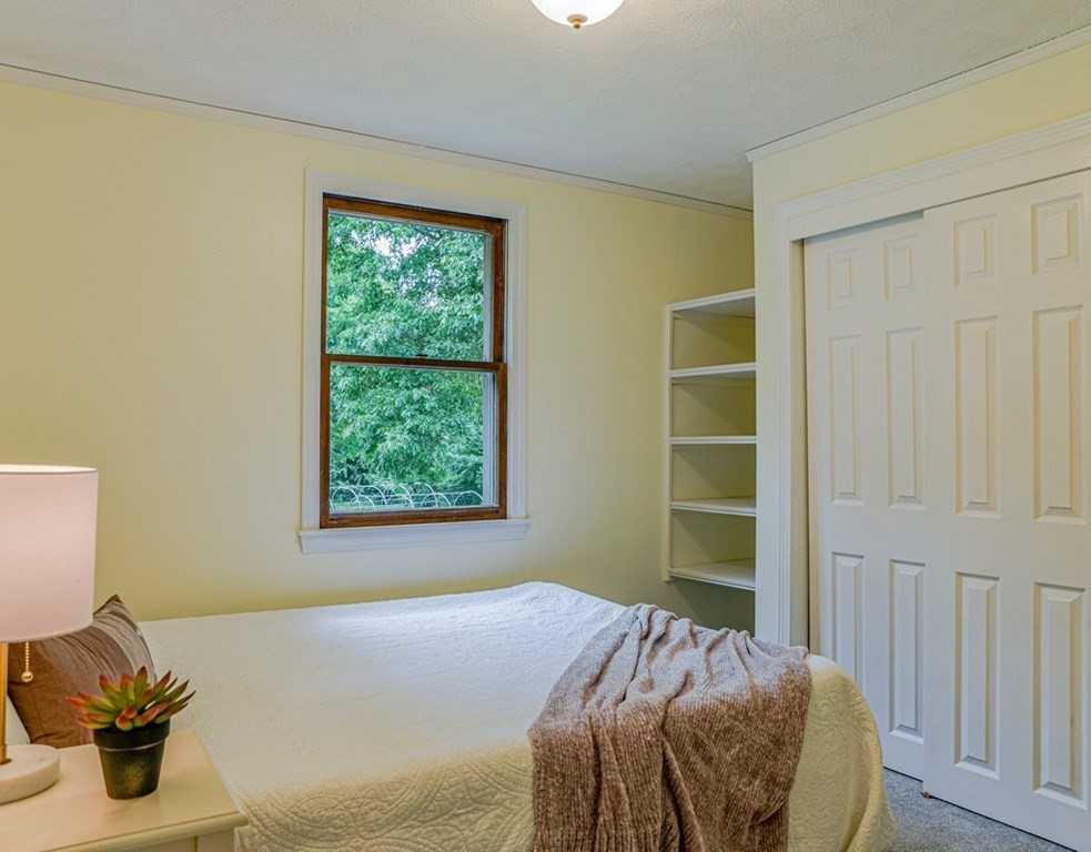 92 Lowell Road Pepperell, MA 01463 - Photo 14 of 36