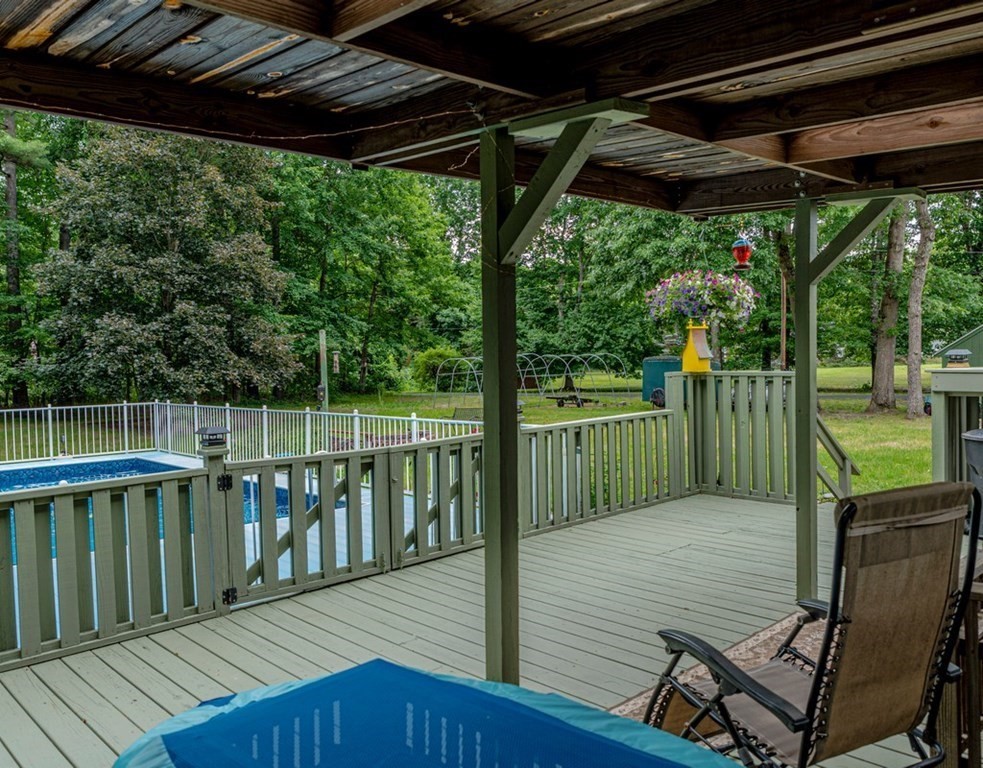92 Lowell Road Pepperell, MA 01463 - Photo 28 of 36