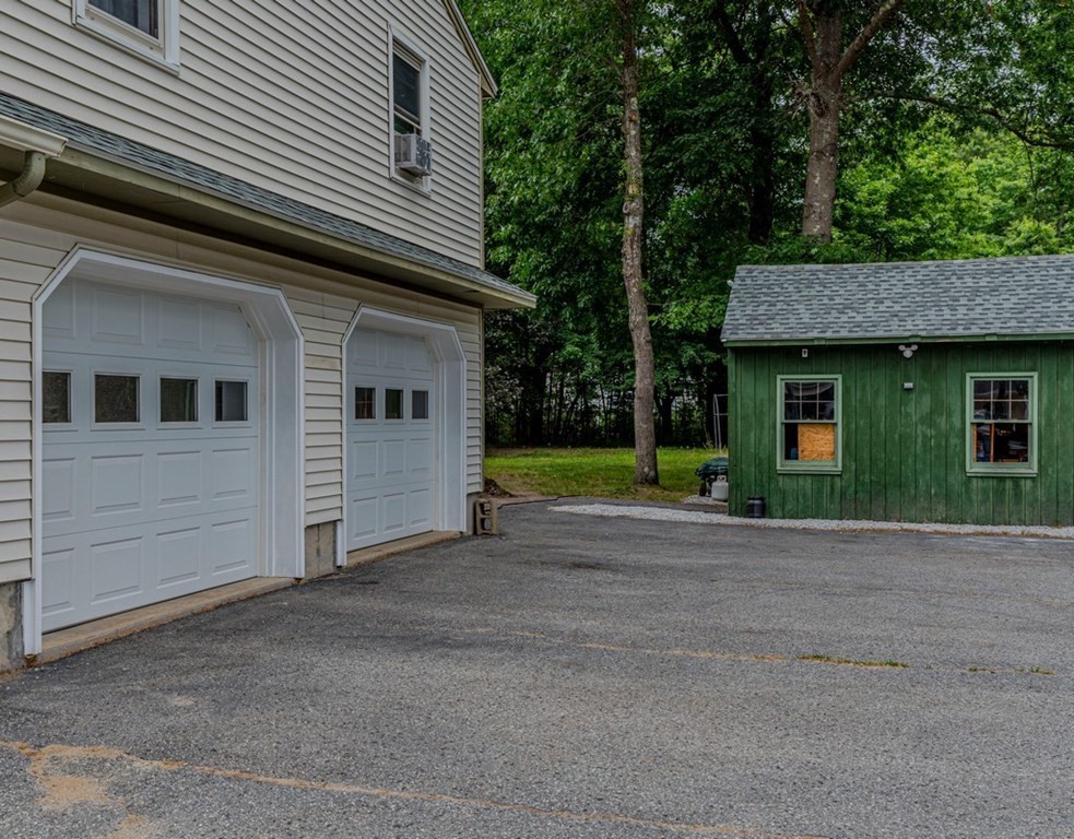 92 Lowell Road Pepperell, MA 01463 - Photo 3 of 36