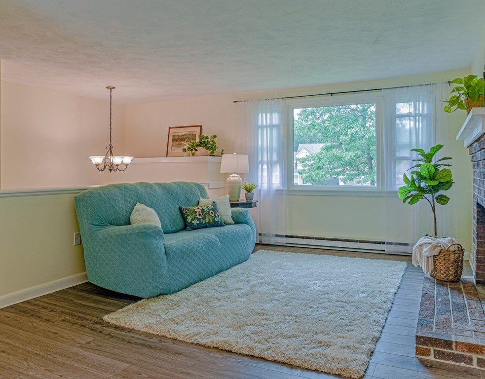 92 Lowell Road Pepperell, MA 01463 - Photo 5 of 36