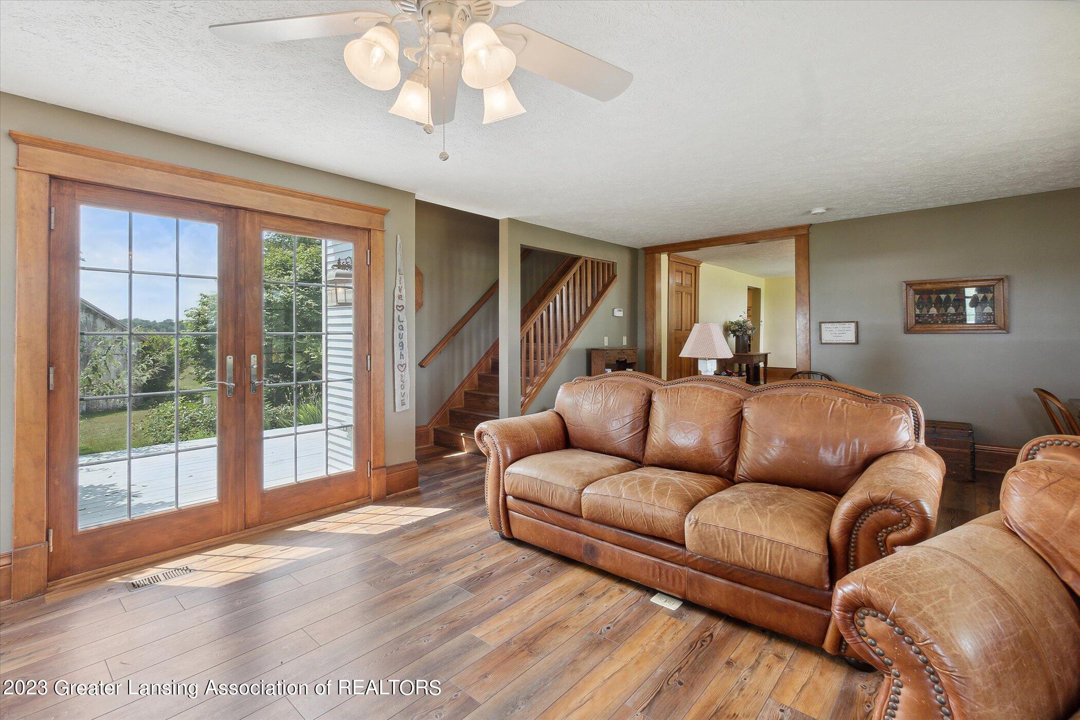 3390 East Howe Road Dewitt, MI 48820 - Photo 12 of 54 12-3390-E-Howe-Rd-DeWitt-MI-48820-Window