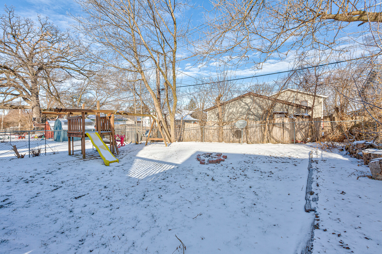 326 West Park Road Round Lake, IL 60073 - Photo 19 of 22 a view of yard covered with snow in the background