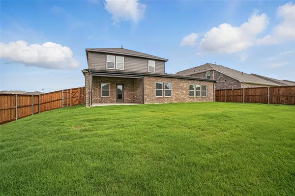 $429,990 | 809 Vineyard Way, Forney, TX 75126