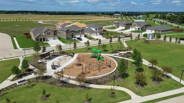 $429,990 | 809 Vineyard Way, Forney, TX 75126