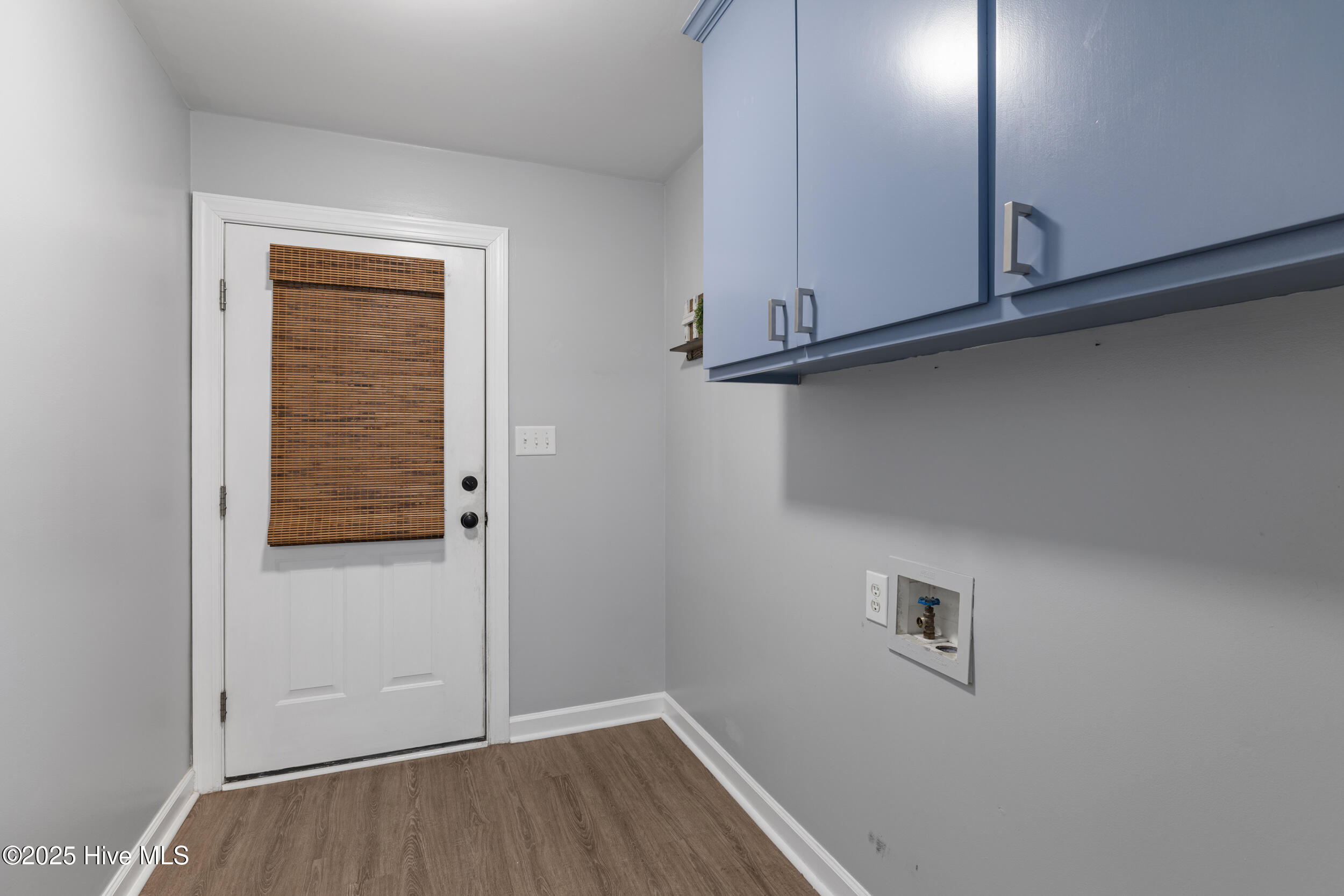 105 Olive Lane Mount Olive, NC 28365 - Photo 15 of 31 Laundry Room