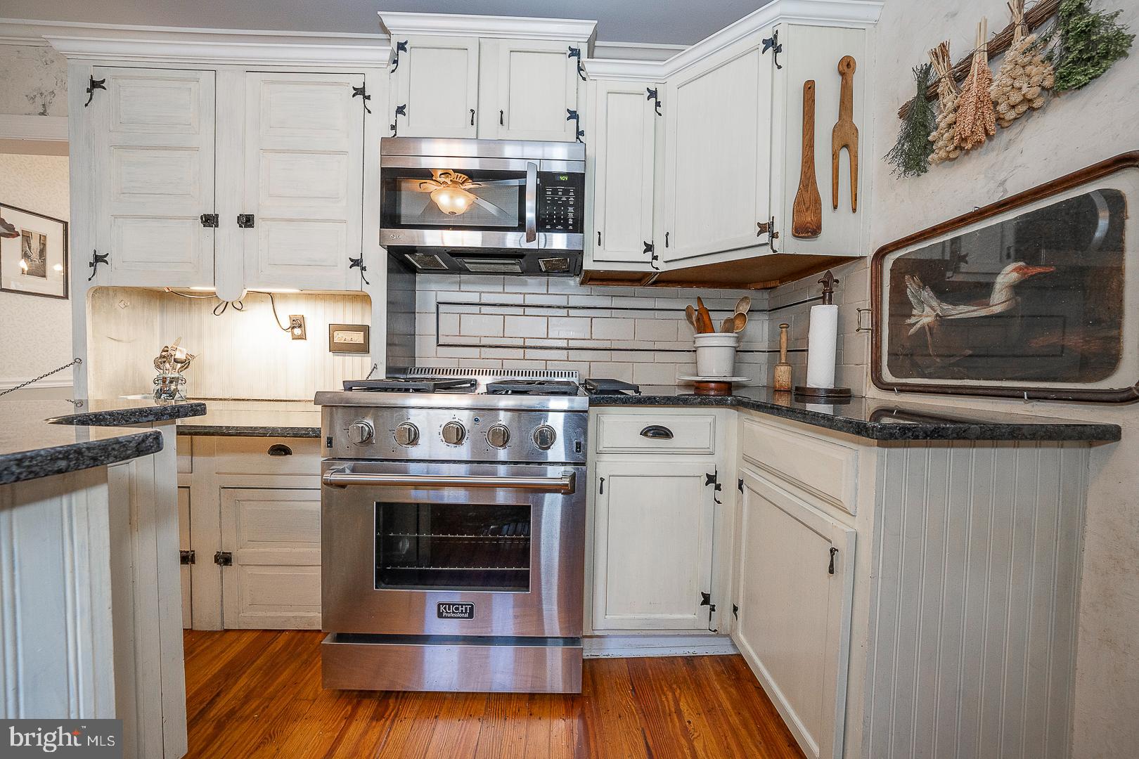 118 Conestoga Road Wayne, PA 19087 - Photo 21 of 46 Gallery Image 21