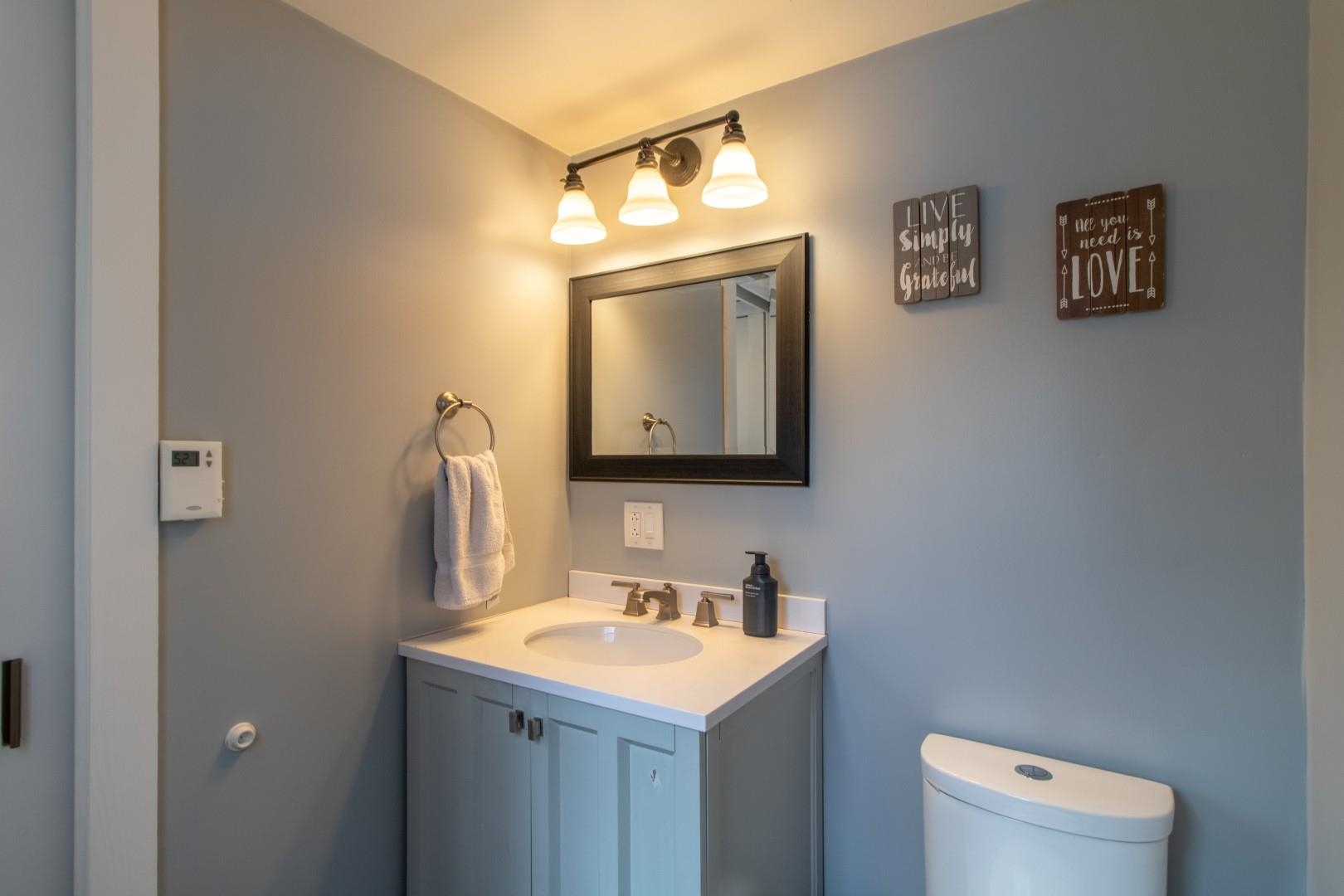 44 Taylor Street Newport, VT 05855 - Photo 13 of 36
