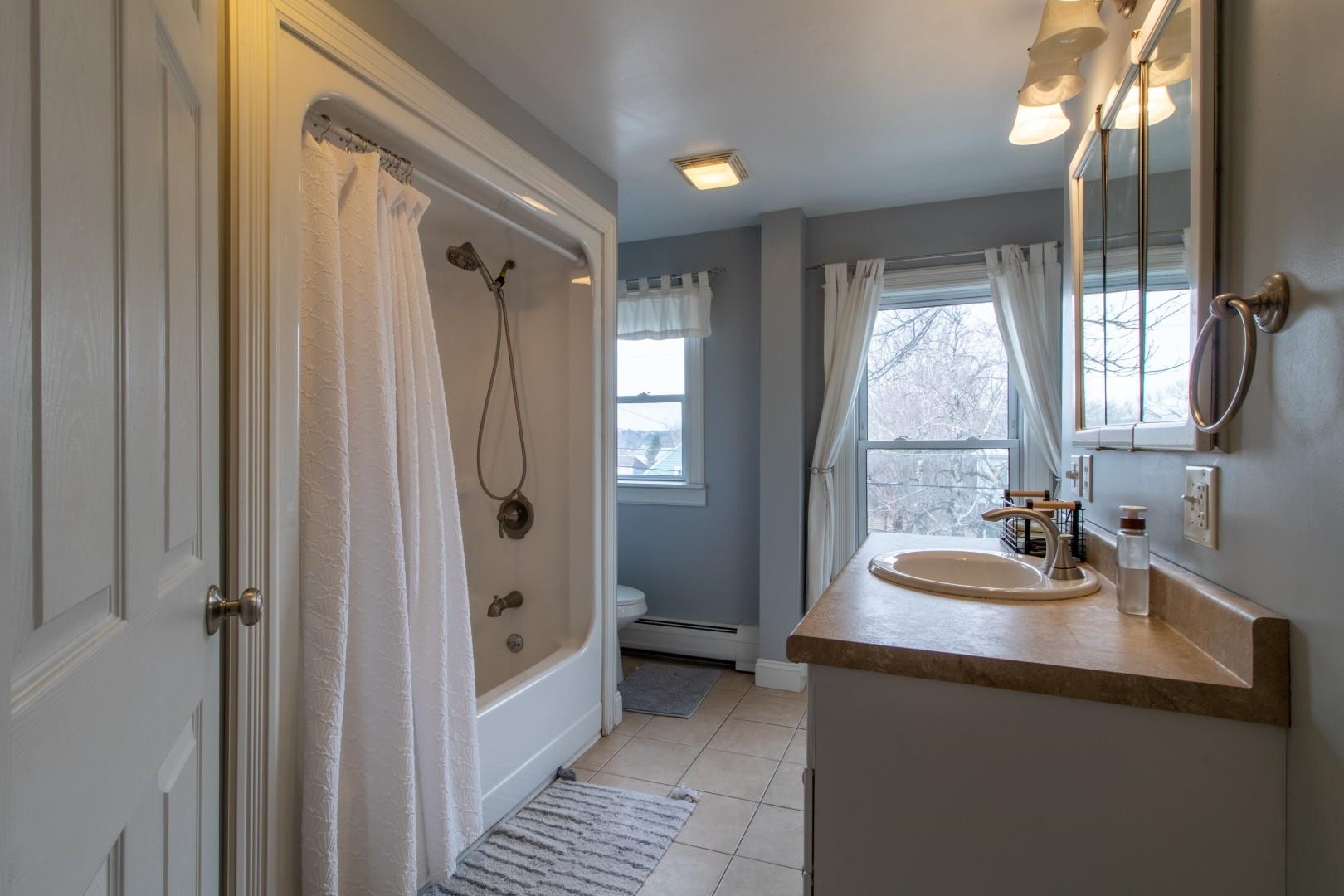 44 Taylor Street Newport, VT 05855 - Photo 23 of 36