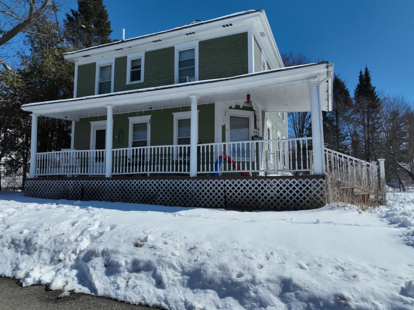 44 Taylor Street Newport, VT 05855 - Photo 31 of 36