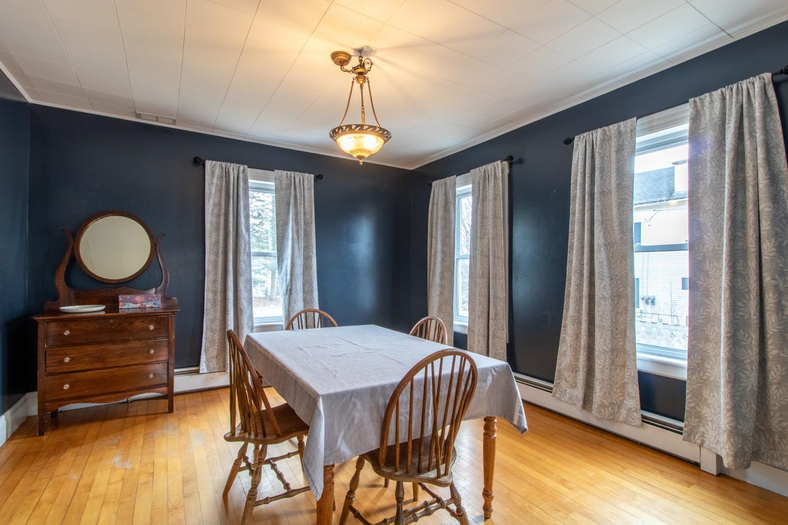 44 Taylor Street Newport, VT 05855 - Photo 10 of 36