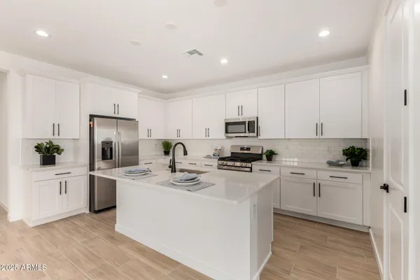 $523,995 | 5455 West Loma Lane, Glendale, AZ 85302