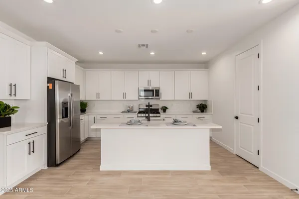 $523,995 | 5455 West Loma Lane, Glendale, AZ 85302