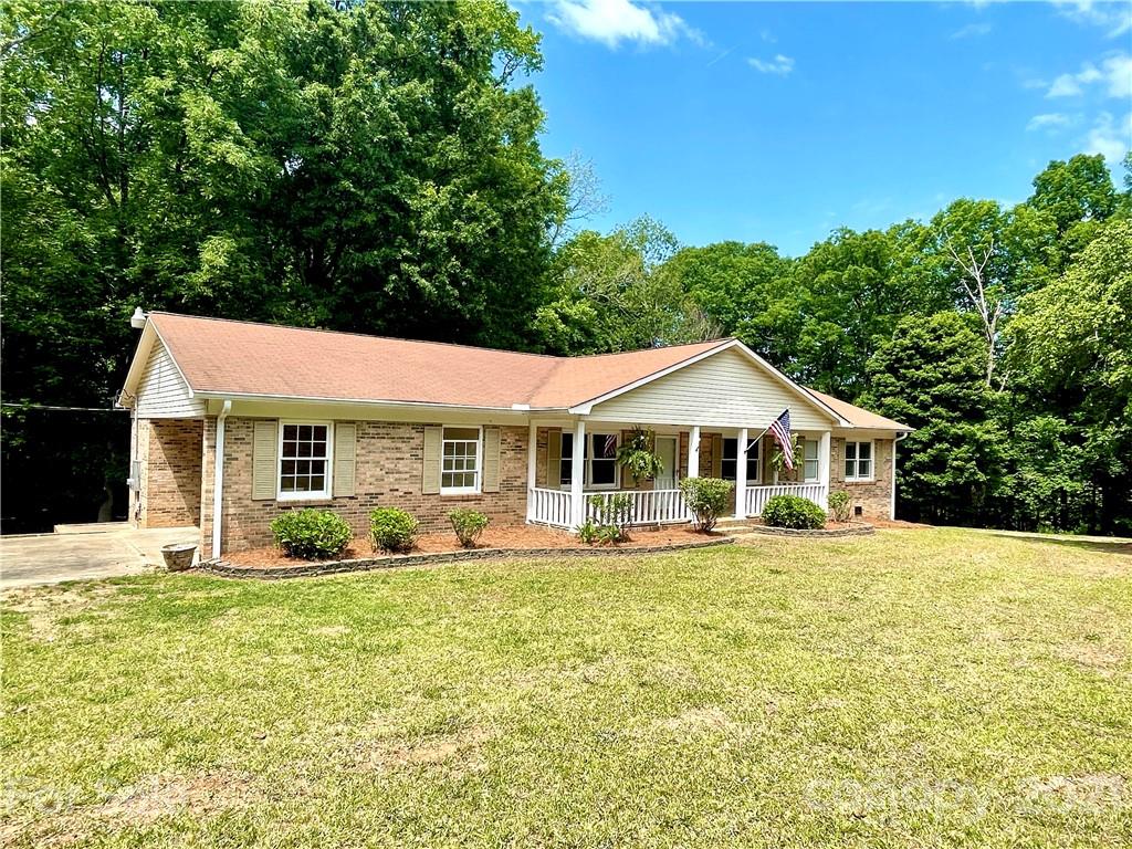 1237 State Rd S-29-180 Lancaster, SC 29720 - Photo 2 of 28 Gallery Image 2