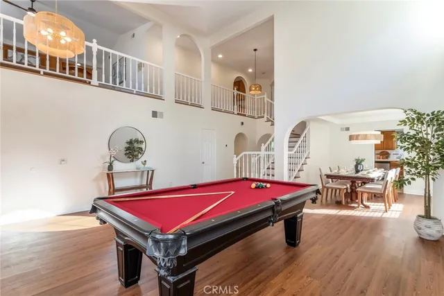 $949,000 | 29033 Shadow Valley Lane, Saugus, CA 91390