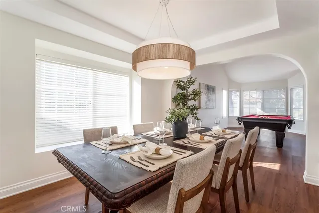 $949,000 | 29033 Shadow Valley Lane, Saugus, CA 91390