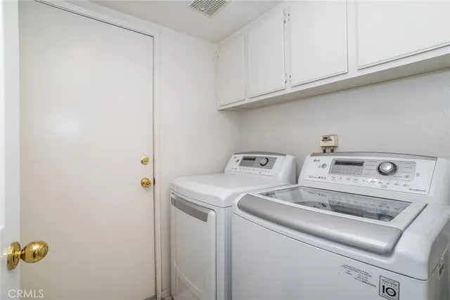 $949,000 | 29033 Shadow Valley Lane, Saugus, CA 91390