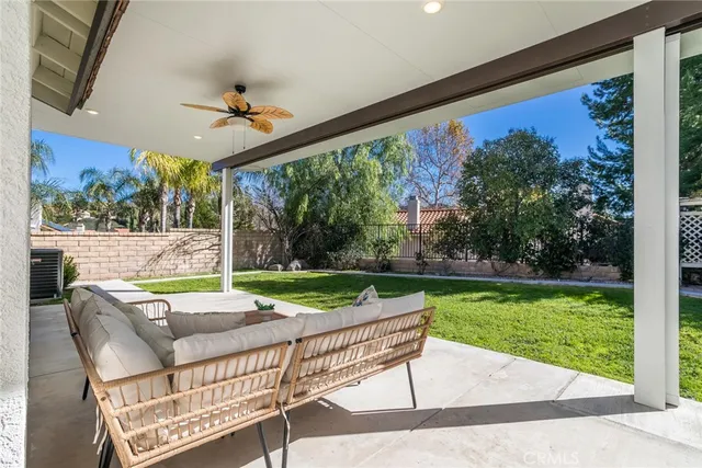 $949,000 | 29033 Shadow Valley Lane, Saugus, CA 91390