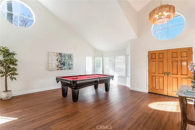 $949,000 | 29033 Shadow Valley Lane, Saugus, CA 91390