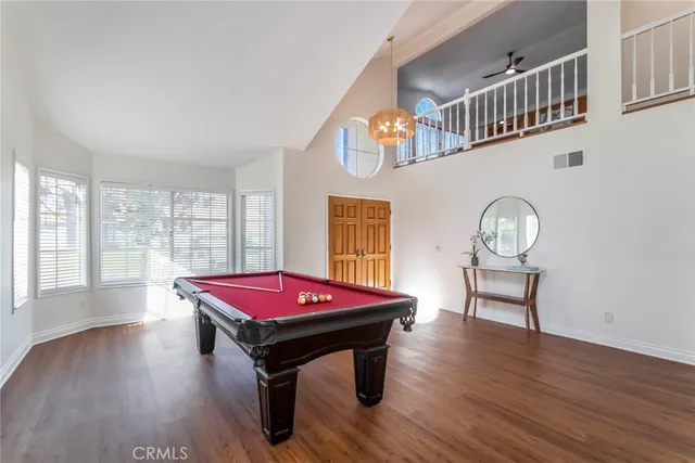 $949,000 | 29033 Shadow Valley Lane, Saugus, CA 91390