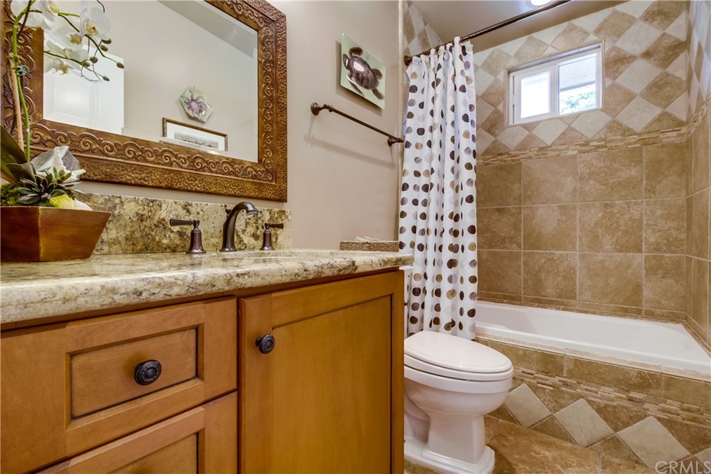 737 Griffith Way Laguna Beach, CA 92651 - Photo 15 of 38