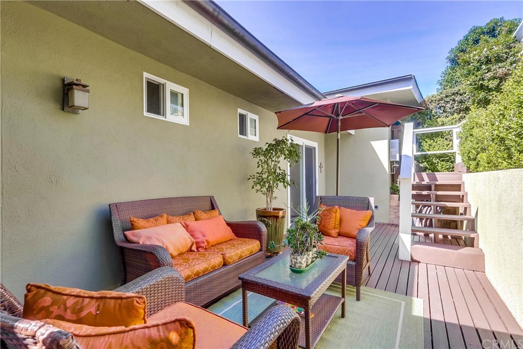 737 Griffith Way Laguna Beach, CA 92651 - Photo 17 of 38