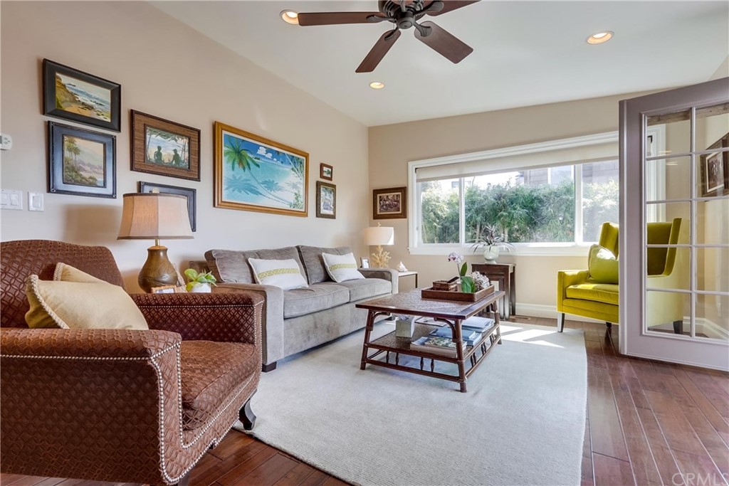 737 Griffith Way Laguna Beach, CA 92651 - Photo 3 of 38