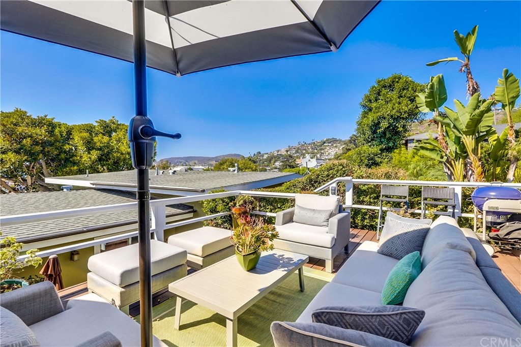 737 Griffith Way Laguna Beach, CA 92651 - Photo 9 of 38