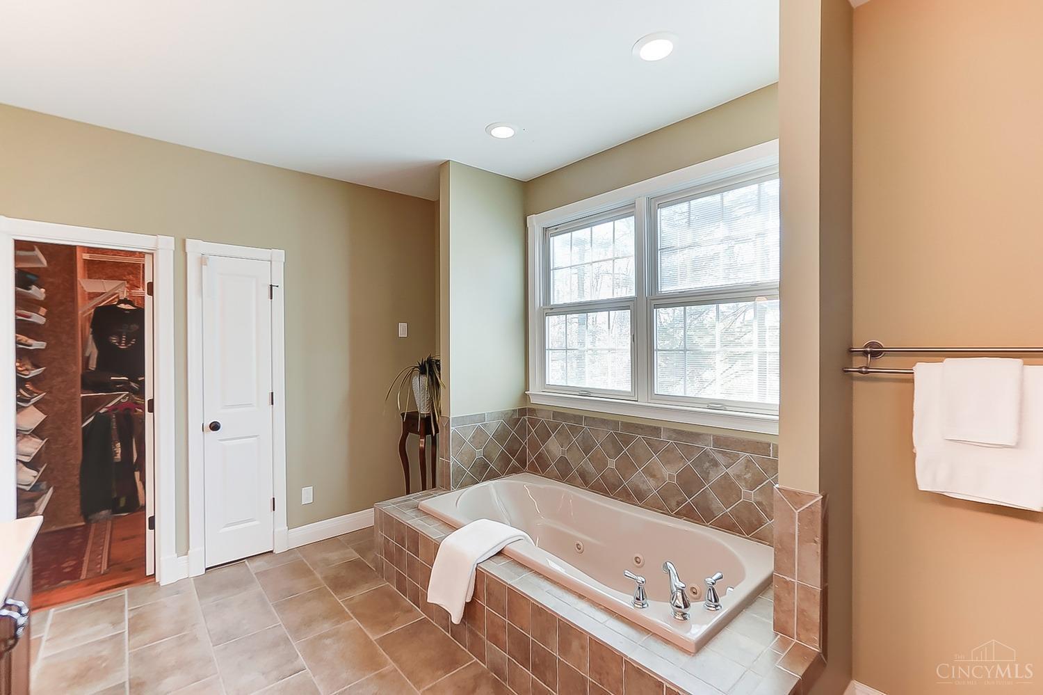 1951 Cliff Road North Bend, OH 45052 - Photo 31 of 48 Gallery Image 31