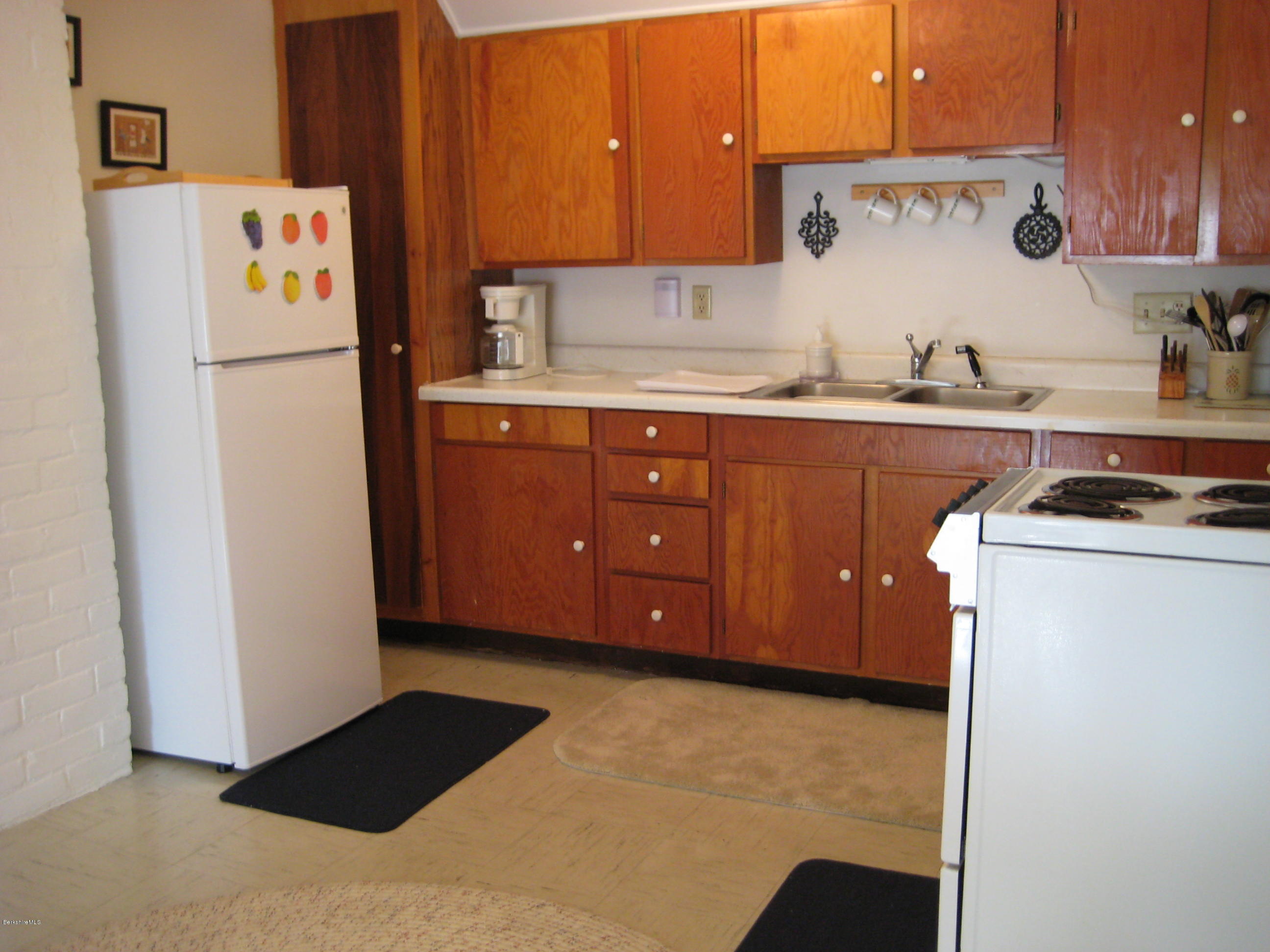 314-320 State Road North Adams, MA 01247 - Photo 33 of 72 3rd floor (2)