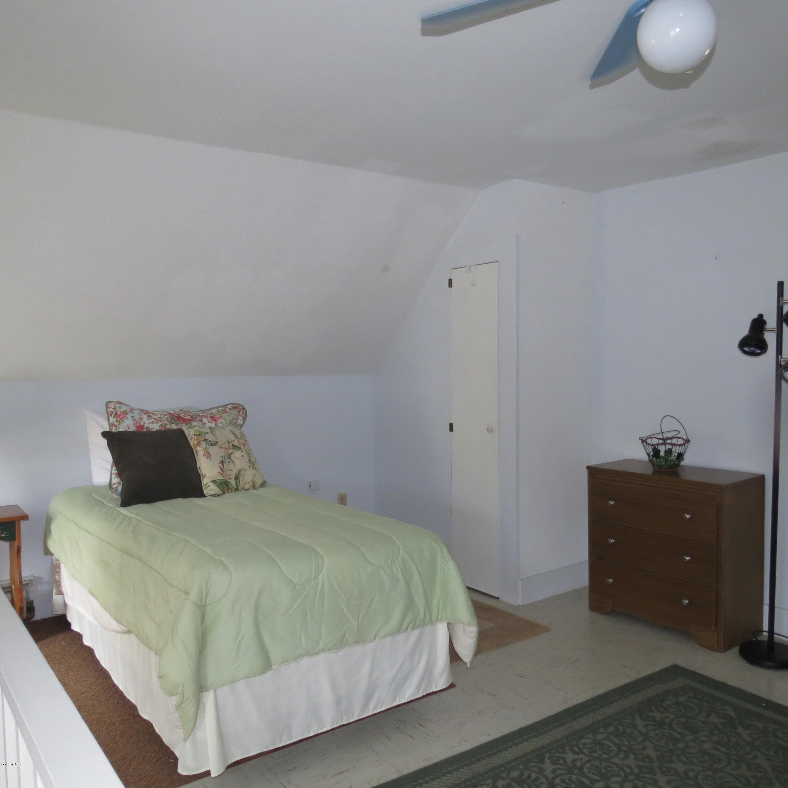 314-320 State Road North Adams, MA 01247 - Photo 70 of 72 IMG_8334